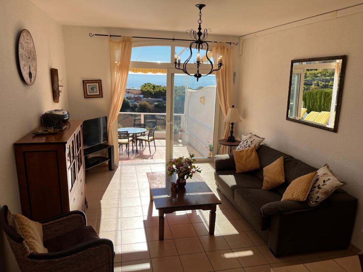 Delightful Burriana House With Magnificent Beach & Sea Views. Nerja Eksteriør billede