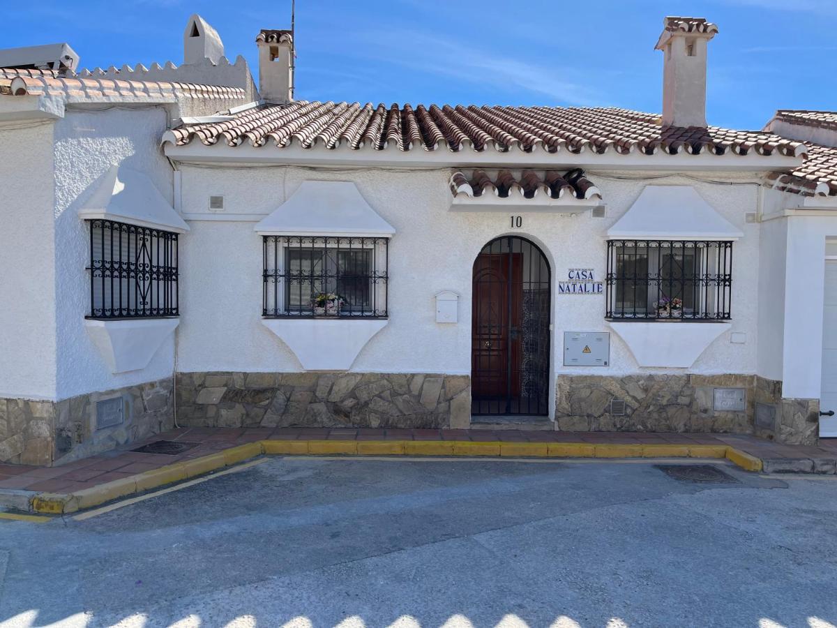 Delightful Burriana House With Magnificent Beach & Sea Views. Nerja Eksteriør billede